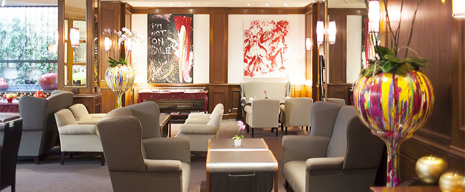 Hôtel Atala Champs Elysées ★★★★ - Séjour dans un boutique-hôtel <i>arty</i> de Paris - Paris, France