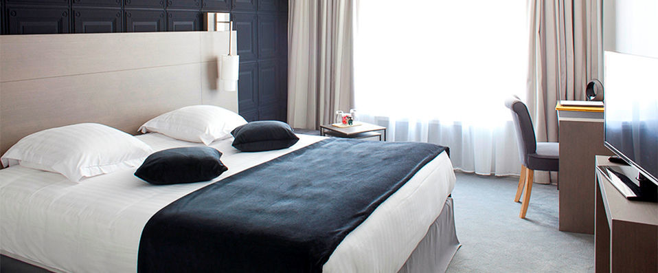 Hôtel Atala Champs Elysées ★★★★ - Séjour dans un boutique-hôtel <i>arty</i> de Paris - Paris, France