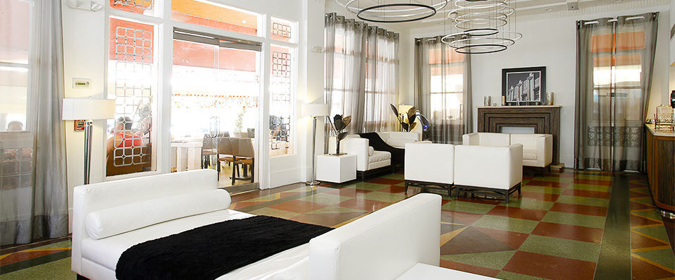 Room Mate Waldorf Towers - Modern design on Miami’s celebrated South Beach. - Miami, United States