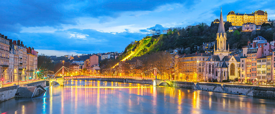 Mi Hotel - Un chez-soi sur LA place Bellecour de Lyon… mieux que chez soi ! - Lyon, France