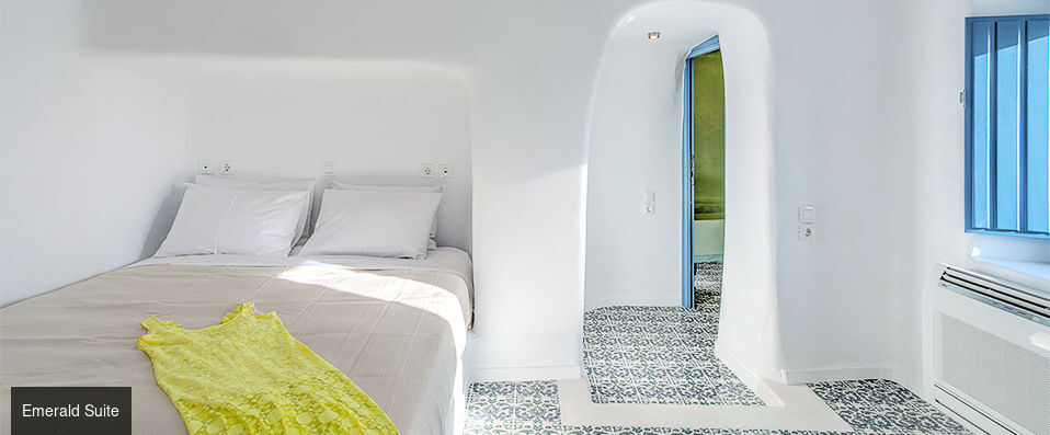 Luna Santorini Suites - Unforgettable views and the luxury of seclusion in Santorini. - Santorini, Greece