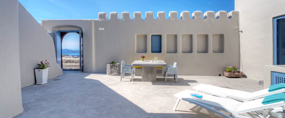 Luna Santorini Suites - Unforgettable views and the luxury of seclusion in Santorini. - Santorini, Greece