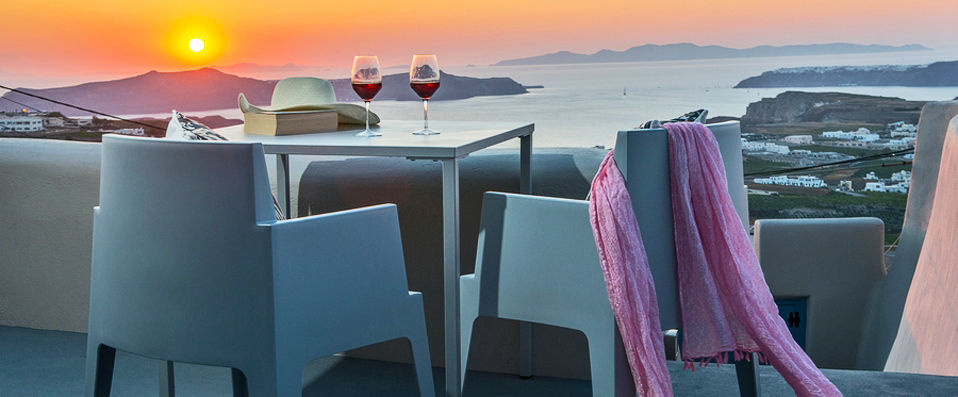 Luna Santorini Suites - Unforgettable views and the luxury of seclusion in Santorini. - Santorini, Greece