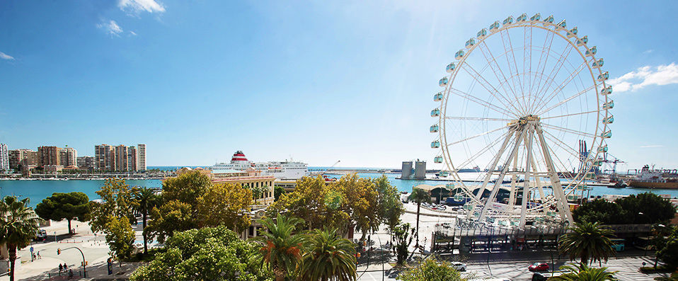 Room Mate Valeria ★★★★ - All the fun of Andalusia courtesy with your new favourite roommate, Valeria. - Malaga, Spain