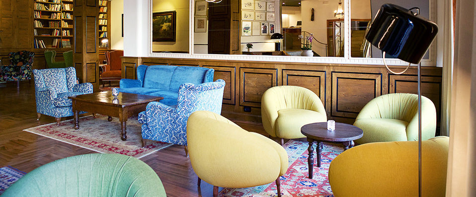 Hotel Duca D'Aosta ★★★★ - Une adresse au charme rétro en plein cœur des Alpes italiennes. - Vallée d'Aoste, Italie