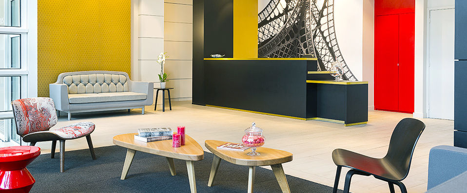 Citadines Tour Eiffel ★★★★ - Classic Paris with a sprinkling of surprise and delight. - Paris, France