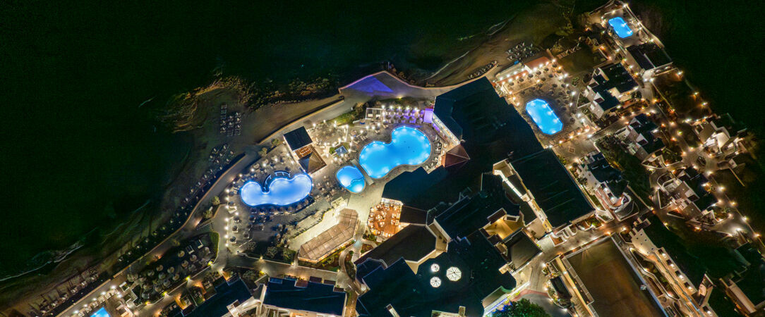 Alexander Beach Hotel & Village Resort ★★★★★ - Évasion en demi-pension sur les rives de Crète, entre douceur grecque et élégance balnéaire. - Crete, Greece