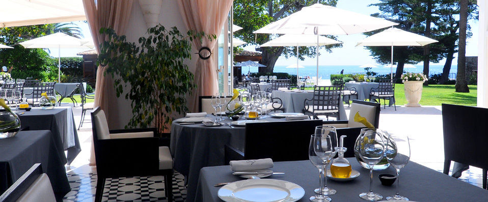 Cap Estel ★★★★★ - Exclusive, luxurious mansion on a peaceful private peninsula - Côte d'Azur, France