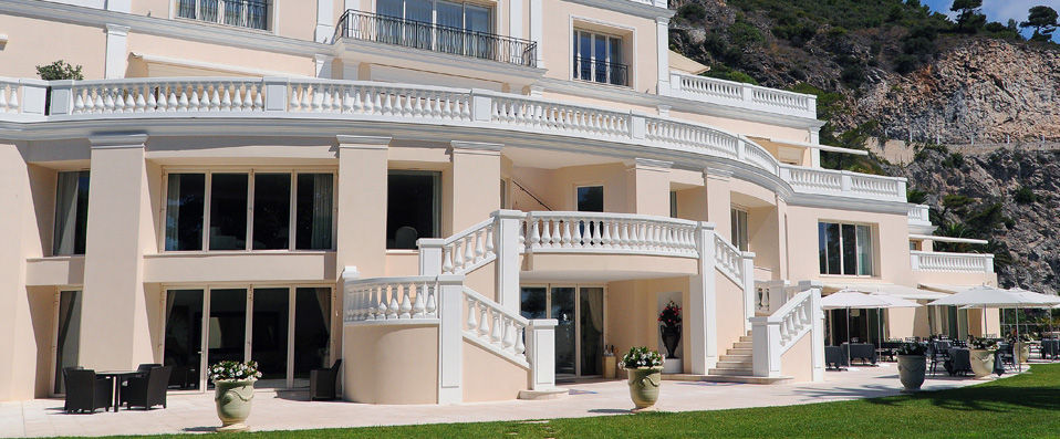 Cap Estel ★★★★★ - Exclusive, luxurious mansion on a peaceful private peninsula - Côte d'Azur, France