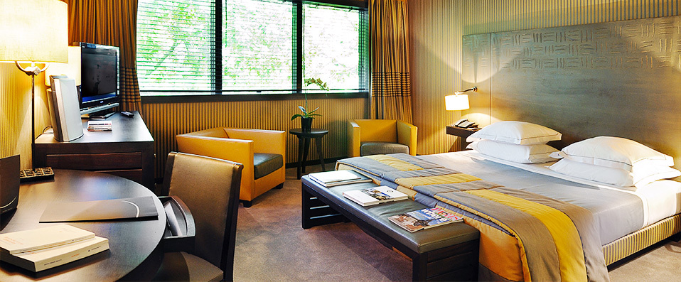 Hotel Square ★★★★★ - Contemporary style in Paris’ 16th arrondissement. - Paris, France