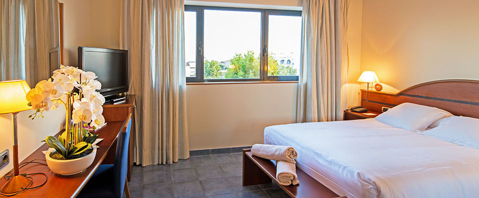 Port Salins ★★★★ - Elegant marina stay on the Costa Brava. - Costa Brava, Spain