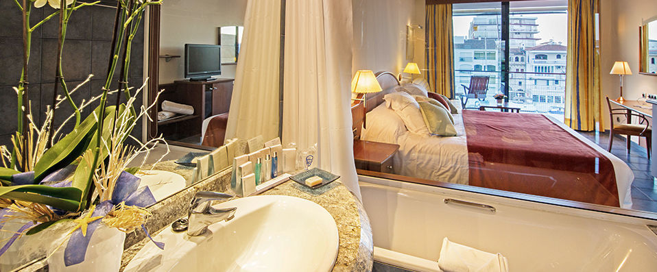 Port Salins ★★★★ - Elegant marina stay on the Costa Brava. - Costa Brava, Spain