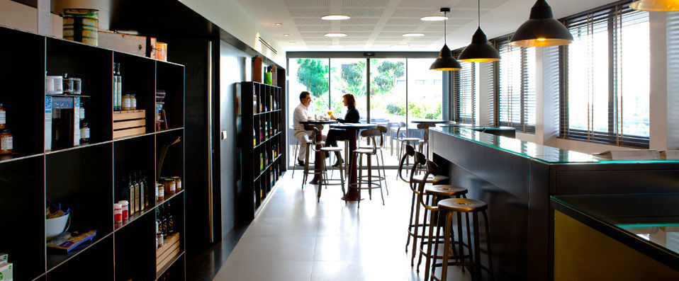 Dolce Sitges ★★★★★ - Par Olivia Sauzay, correspondante VeryChic - Sitges, Espagne