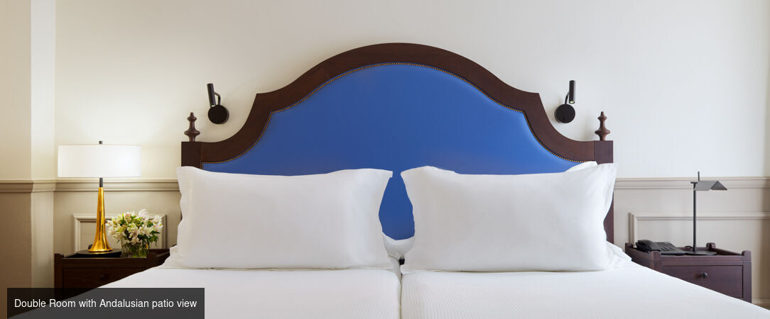 H10 Corregidor Boutique Hotel - Un charmant hôtel-boutique au cœur de la capitale andalouse avec son patio historique et son rooftop avec piscine. - Seville, Spain