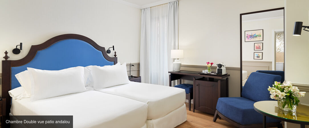 H10 Corregidor Boutique Hotel - Un charmant hôtel-boutique au cœur de la capitale andalouse avec son patio historique et son rooftop avec piscine. - Séville, Espagne