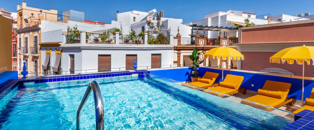 H10 Corregidor Boutique Hotel - Un charmant hôtel-boutique au cœur de la capitale andalouse avec son patio historique et son rooftop avec piscine. - Séville, Espagne
