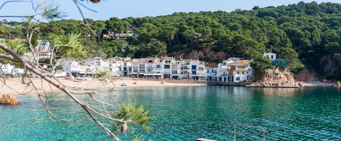 Hotel Hostalillo - Charming beachfront stay on the picturesque Costa Brava. - Costa Brava, Spain