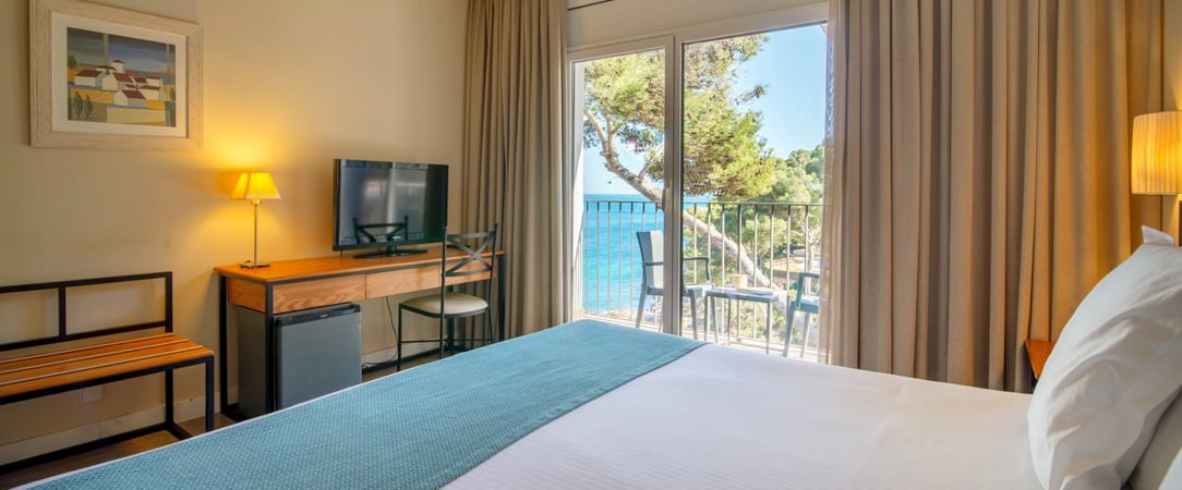 Hotel Hostalillo - Charming beachfront stay on the picturesque Costa Brava. - Costa Brava, Spain