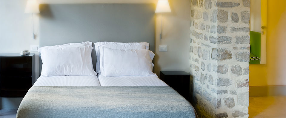 Il Fondaco del Moro - Sophisticated charm in the historic beauty of a Tuscan medieval hamlet. - Tuscany, Italy