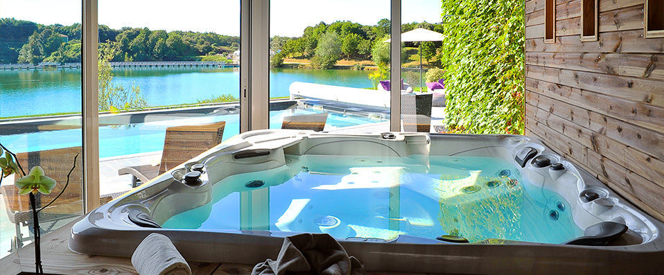 Les Jardins du Lac - A pilgrimage for the senses surrounded by sublime natural views. - Charente-Maritime, France