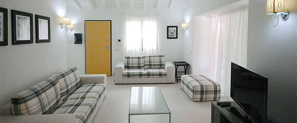 Guest House Cap Martin - A private mansion turned holiday hideaway on the French Riviera. - Alpes-Maritimes, France