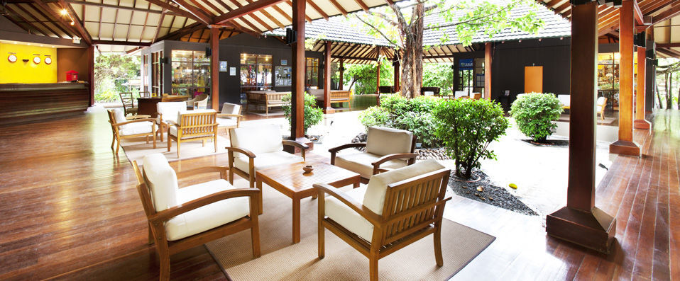 Adaaran Select Meedhupparu ★★★★ - Luxurious four-star stay in the Maldives. - Maldives