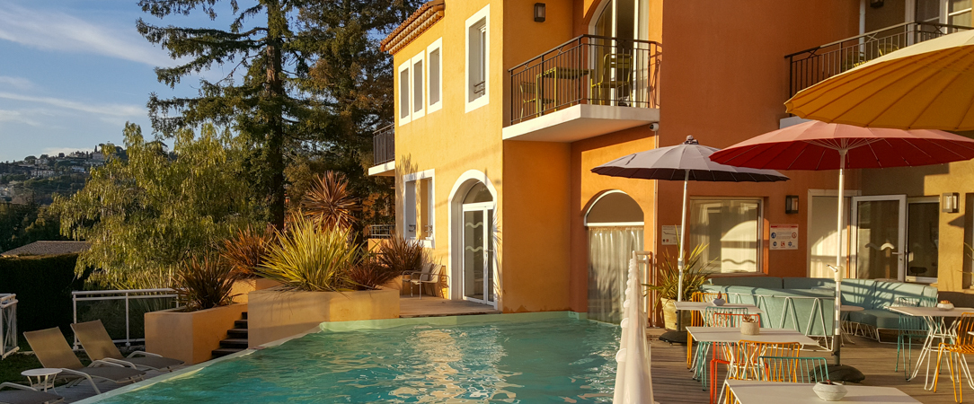 Adonis Mougins ★★★★ - Un appartement confortable sur les hauteurs de Mougins, entre Cannes, Grasse et la Méditerranée. - Mougins, France