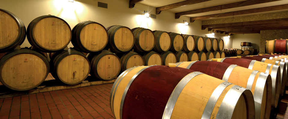 Borgo Conde Wine Resort ★★★★ - A village in its own vineyard in the lush Italian hills. - Emilia Romagna, Italy