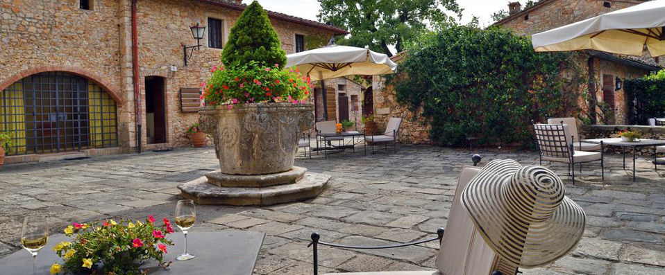 Borgo San Luigi ★★★★ - A bucolic setting in the heart of Tuscany - Monteriggioni, Italy