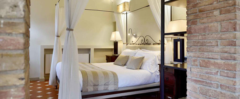 Borgo San Luigi ★★★★ - A bucolic setting in the heart of Tuscany - Monteriggioni, Italy