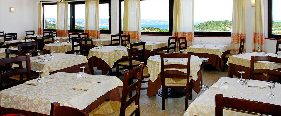 Hotel Li Graniti ★★★★ - A relaxing refuge a stone’s throw from Sardinia’s glorious Emerald Coast. - Sardinia, Italy