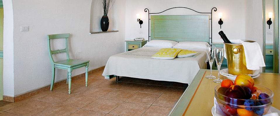 Hotel Li Graniti ★★★★ - A relaxing refuge a stone’s throw from Sardinia’s glorious Emerald Coast. - Sardinia, Italy