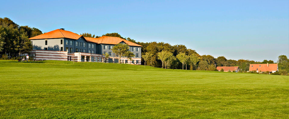 Hôtel du Golf de Saint Omer - Unwind in style between golf course and forest - Saint-Omer, France