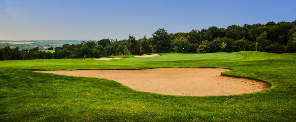 Hôtel du Golf de Saint Omer - Unwind in style between golf course and forest - Saint-Omer, France
