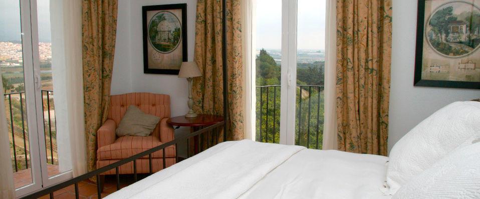 Cortijo Bravo - Authentic charm amidst the beautiful Andalusian countryside. - Malaga, Spain