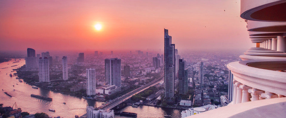 Lebua at State Tower ★★★★★ - Iconic luxury and red-carpet style… - Bangkok, Thaïland