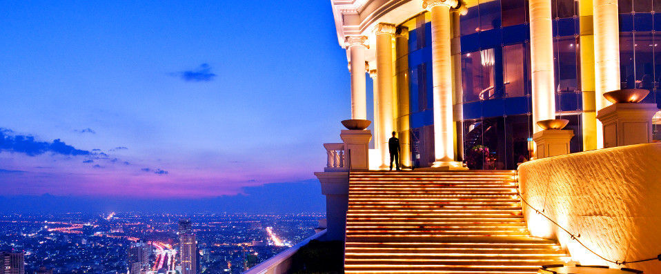 Lebua at State Tower ★★★★★ - Iconic luxury and red-carpet style… - Bangkok, Thaïland