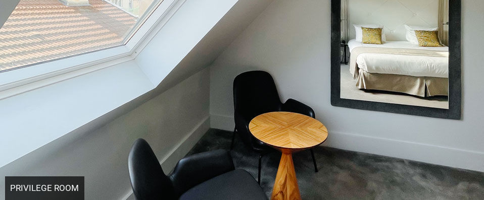 Le Parisis - Paris Tour Eiffel ★★★★ - Four facets of the Eiffel Tower from your window… - Paris, France