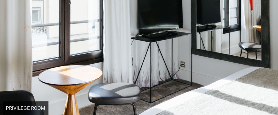 Le Parisis - Paris Tour Eiffel ★★★★ - Four facets of the Eiffel Tower from your window… - Paris, France