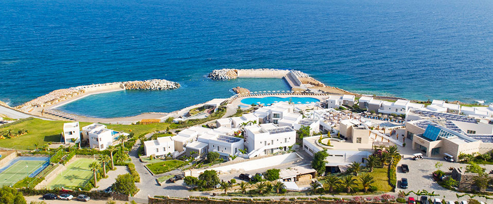 The Royal Blue, a Luxury Beach Resort ★★★★★ - Escape to your home by the sea to relax in the lap of luxury. - Crete, Greece