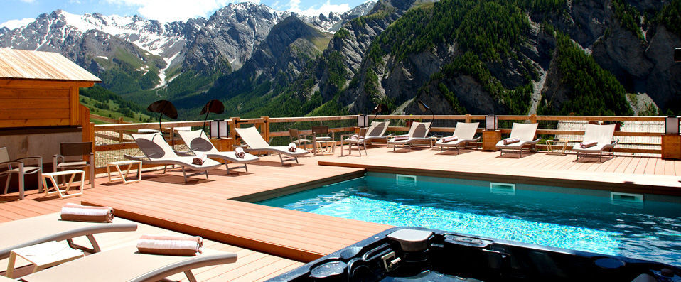 Hôtel ★★★★ & Spa L'Alta Peyra - Luxurious Alpine living in the heart of a natural park. - Hautes-Alpes, France