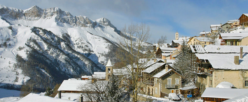 Hôtel ★★★★ & Spa L'Alta Peyra - Luxurious Alpine living in the heart of a natural park. - Hautes-Alpes, France