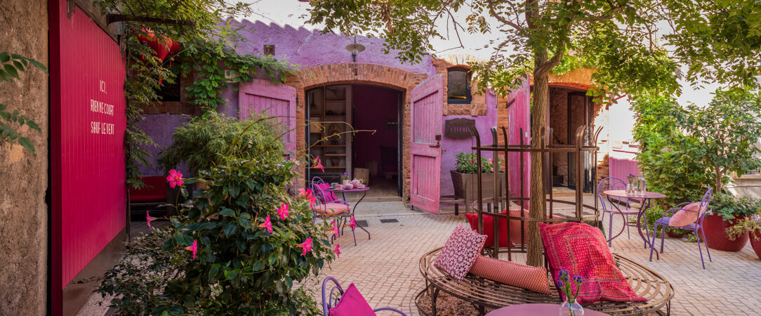 Château & Village Castigno - Sustainable Wine Resort - Vivez l’expérience d’un menu dégustation - Balade en Asie en 4 temps inclus pour faire de votre séjour une véritable parenthèse culinaire. - Hérault, France