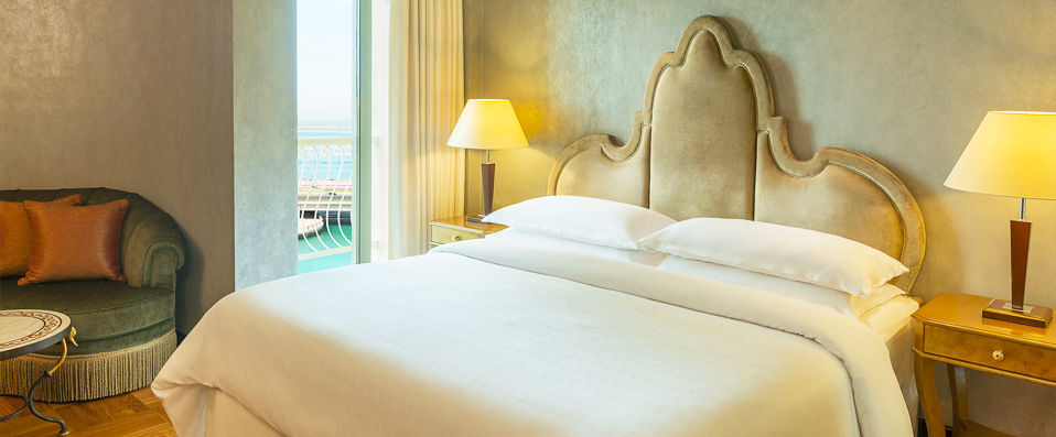 Sheraton Abu Dhabi Hotel & Resort ★★★★★ - La corniche d’Abou Dhabi à vos pieds. - Abou Dhabi, Émirats arabes unis