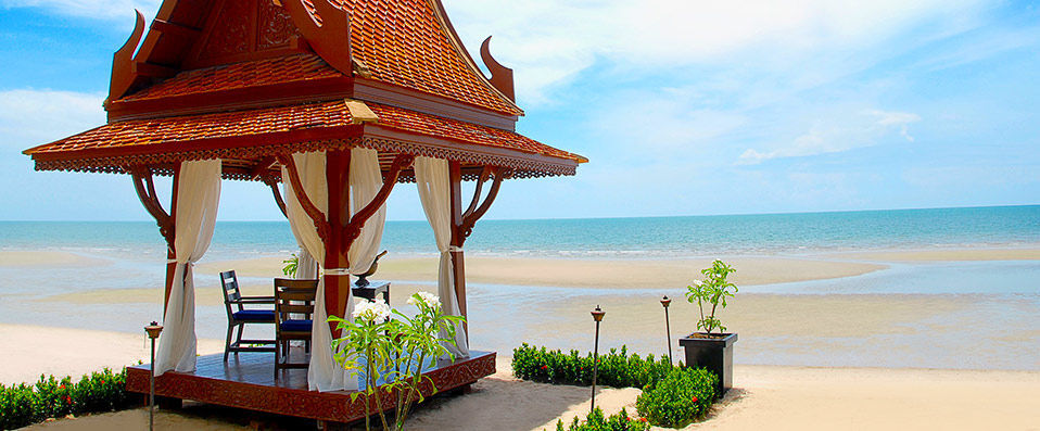 Anantara Hua Hin Resort ★★★★★ - Paradise gardens and beach-front romance in the Land of Smiles. - Hua Hin, Thailand