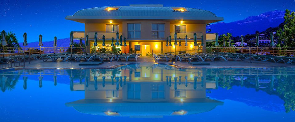 Checkin Sirius ★★★★ - Stunning contemporary hotel on the beautiful coast of northern Spain. <br>Availibilities until end of October 2018 !<br> - Catalonia, Spain