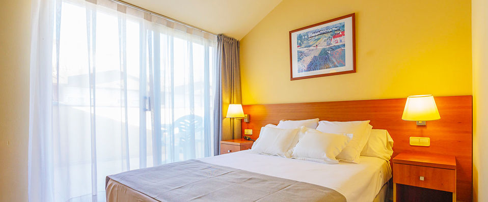 Checkin Sirius ★★★★ - Stunning contemporary hotel on the beautiful coast of northern Spain. <br>Availibilities until end of October 2018 !<br> - Catalonia, Spain