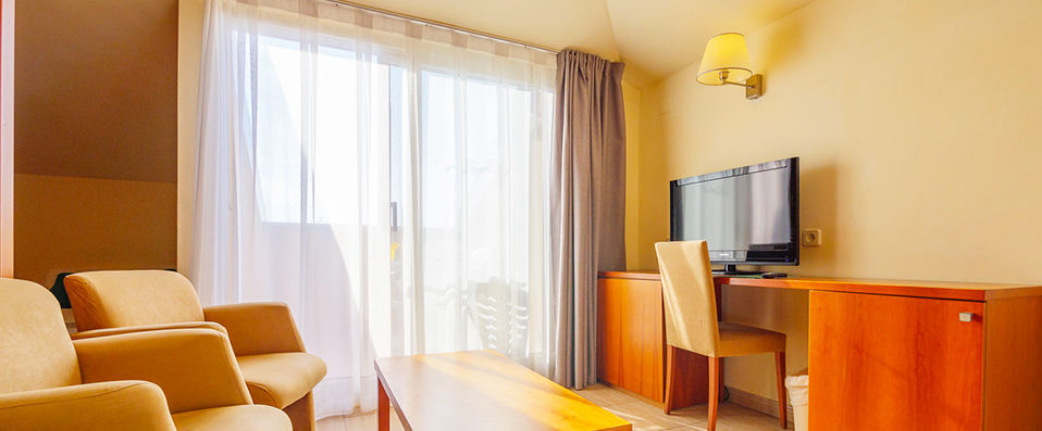 Checkin Sirius ★★★★ - Stunning contemporary hotel on the beautiful coast of northern Spain. <br>Availibilities until end of October 2018 !<br> - Catalonia, Spain
