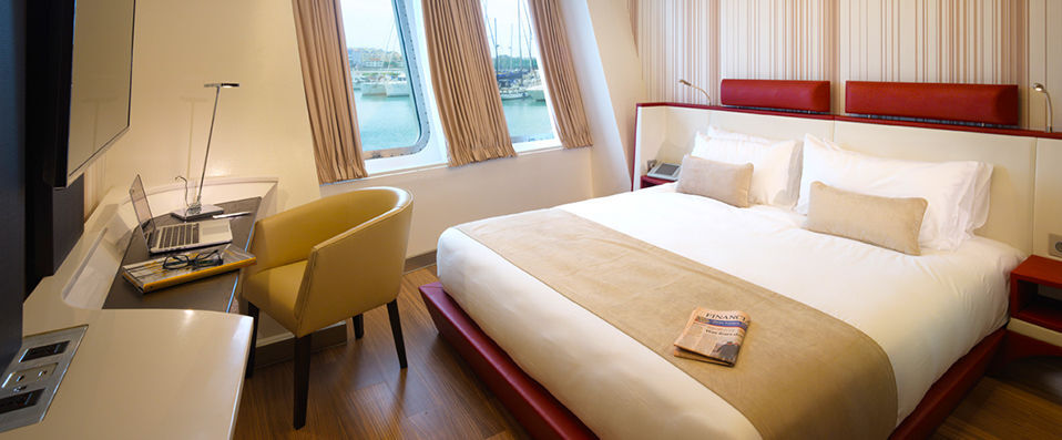 Sunborn Gibraltar ★★★★★ -  - Gibraltar, United Kingdom