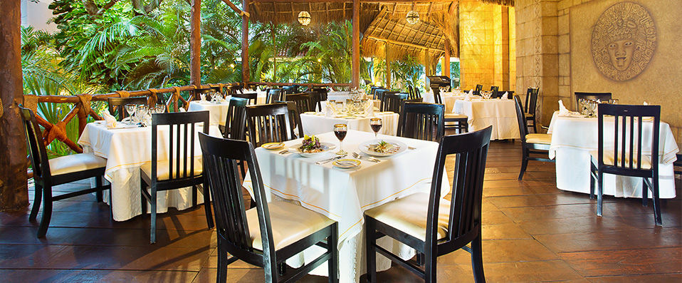Viva Wyndham Azteca ★★★★ - An all-inclusive, soft-sand, clear-ocean paradise in marvellous Mexico. <b>All Inclusive!</b> - Playa del Carmen, Mexico
